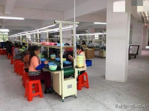 提前一分鐘打下班卡,一人被罰50元,電子廠堪比吸血鬼